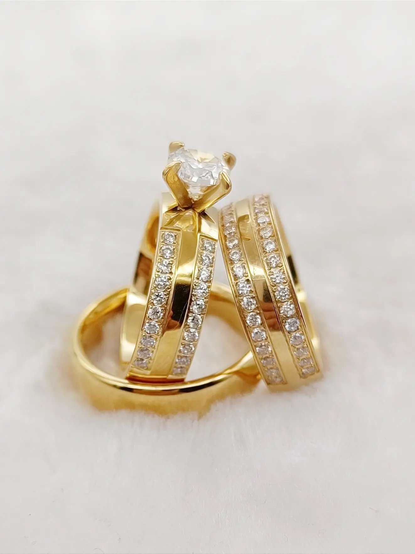 Juego de 3 anillos de compromiso de boda de alta calidad para parejas, con diamantes de circonita cúbica chapados en oro de 18 quilates, joyería de moda, anillo para enamorados.