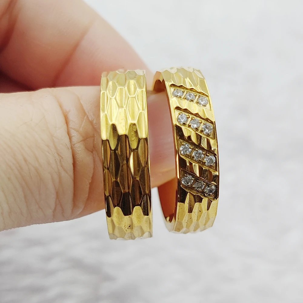 Anillo de compromiso hipoalergénico chapado en oro de 18 quilates, martillado, para bodas, San Valentín Anillo de compromiso hipoalergénico chapado en oro de 18 quilates, martillado, para bodas, San Valentín