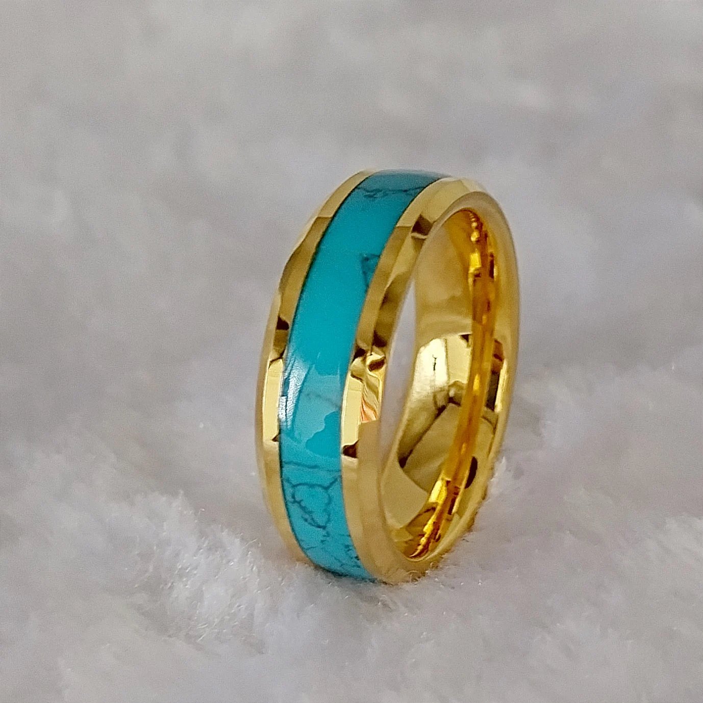 Anillos de carburo de tungsteno turquesa natural azul de alta calidad para hombres y niños, joyería chapada en oro de 18 quilates de diseño occidental. Anillos de carburo de tungsteno turquesa natural azul de alta calidad para hombres y niños, joyería chapada en oro de 18 quilates de diseño occidental.