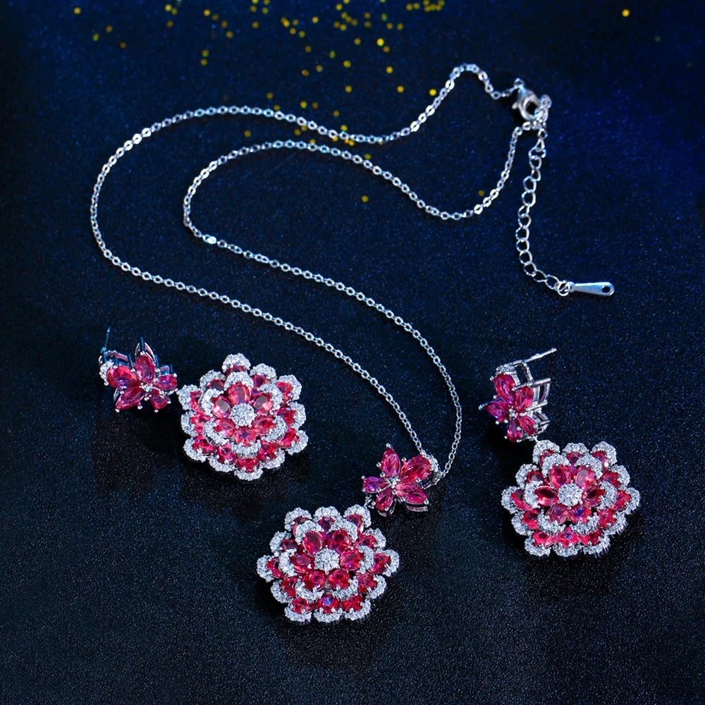 CWWZircons - Conjunto de collar y pendientes con flores grandes de cristal CZ rojo rosa para mujer, joyería elegante para fiestas de baile, T0196 CWWZircons - Conjunto de collar y pendientes con flores grandes de cristal CZ rojo rosa para mujer, joyería elegante para fiestas de baile, T0196