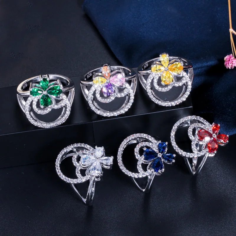 CWWZircons - Juego de 3 pendientes, collar y anillo con forma de flor para mujer, elegantes accesorios de joyería de circonita cúbica T337