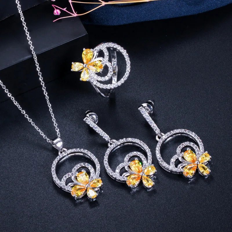 CWWZircons - Juego de 3 pendientes, collar y anillo con forma de flor para mujer, elegantes accesorios de joyería de circonita cúbica T337