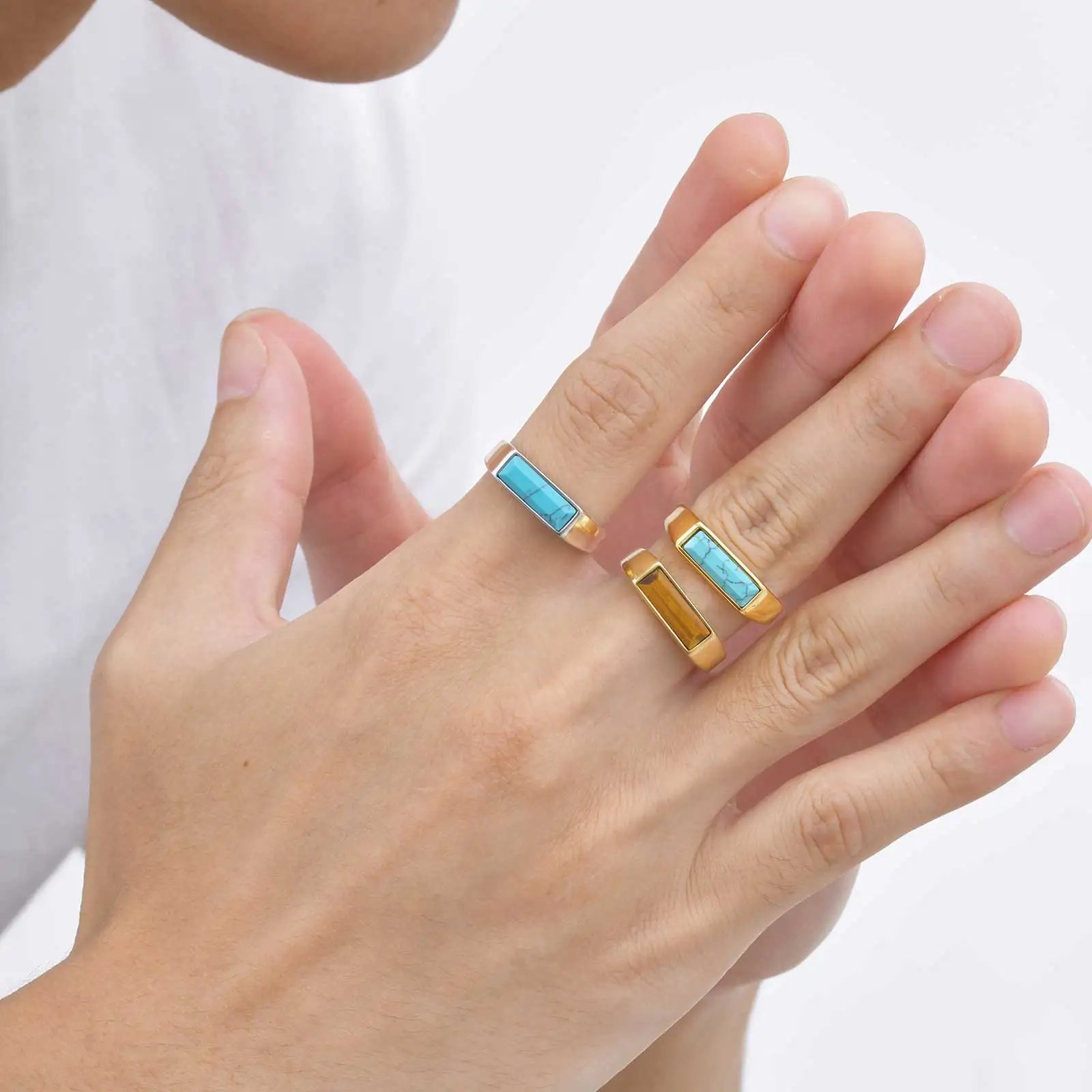 Anillo cuadrado de turquesa de acero inoxidable Vnox con incrustaciones de piedra natural para hombre y mujer, 5,5 mm de ancho, tallas 7-12. Anillo cuadrado de turquesa de acero inoxidable Vnox con incrustaciones de piedra natural para hombre y mujer, 5,5 mm de ancho, tallas 7-12.