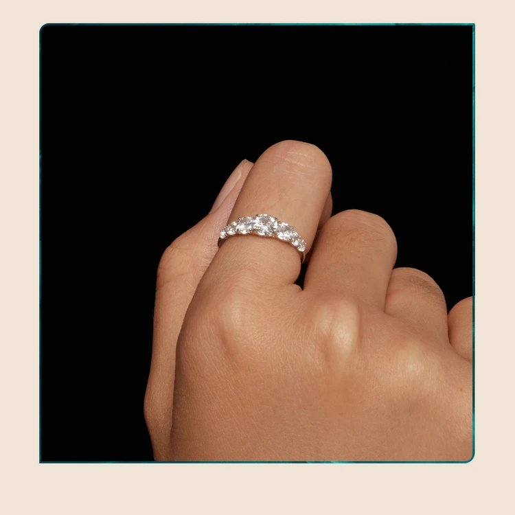 Bamoer U Full Moissanite Ring 925 Sterling Silver Unique 7 Moissanite Stones Design Certified Rings Women Fine Jewelry Wedding Bamoer U Full Moissanite Ring 925 Sterling Silver Unique 7 Moissanite Stones Design Certified Rings Women Fine Jewelry Wedding